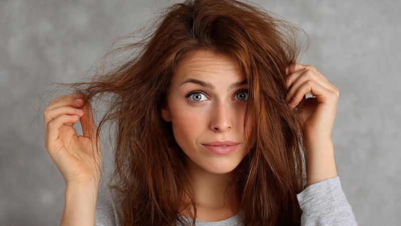 Włosy wysokoporowate: Inżynieria ratunkowa i odbudowa zrujnowanej struktury